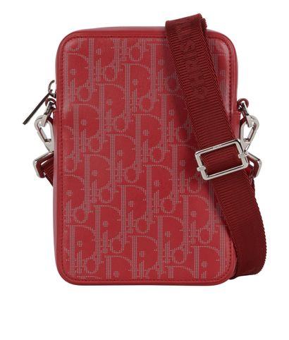 Oblique Vertical Pouch, front view